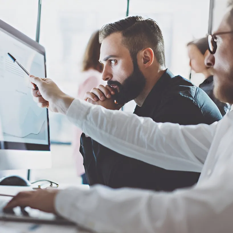 08-serv-on-site--1x1--01